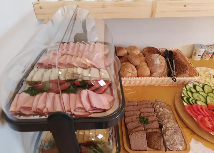 Granit Πανσιόν 3*